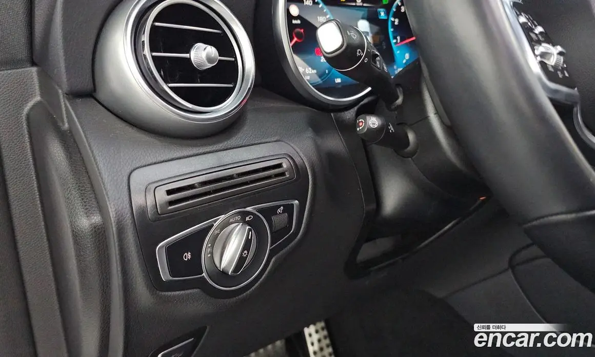 Mercedes-Benz GLC-Class 2022 2.0 автомат (гидро), фото 18