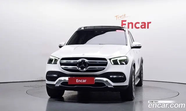 Mercedes-Benz GLE-Class 2023 2.0 автомат (гидро), миниатюра 2