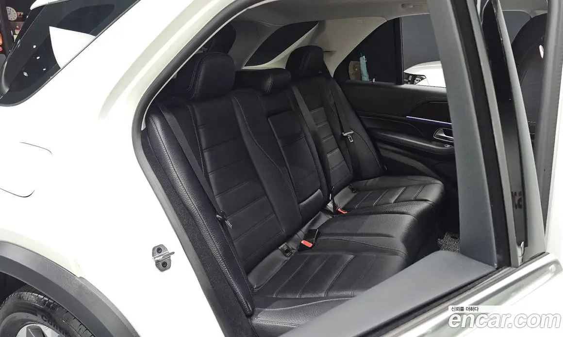 Mercedes-Benz GLE-Class 2023 2.0 автомат (гидро), фото 15