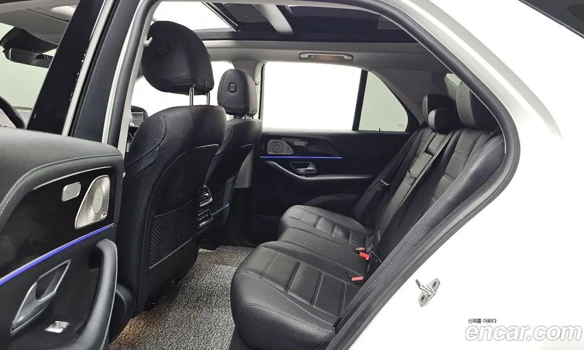 Mercedes-Benz GLE-Class 2023 2.0 автомат (гидро), фото 17