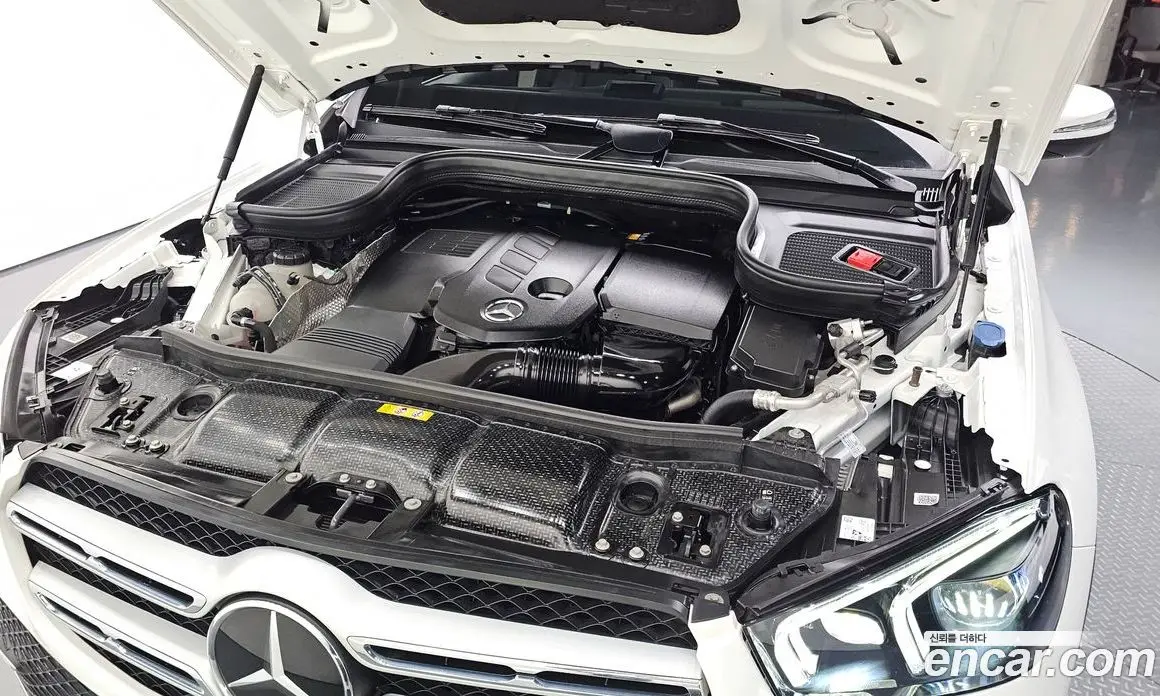 Mercedes-Benz GLE-Class 2023 2.0 автомат (гидро), фото 5