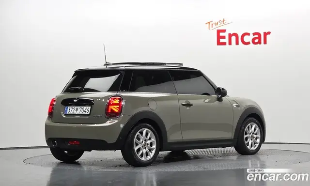 Mini Cooper 2019 1.5 автомат (гидро), миниатюра 2