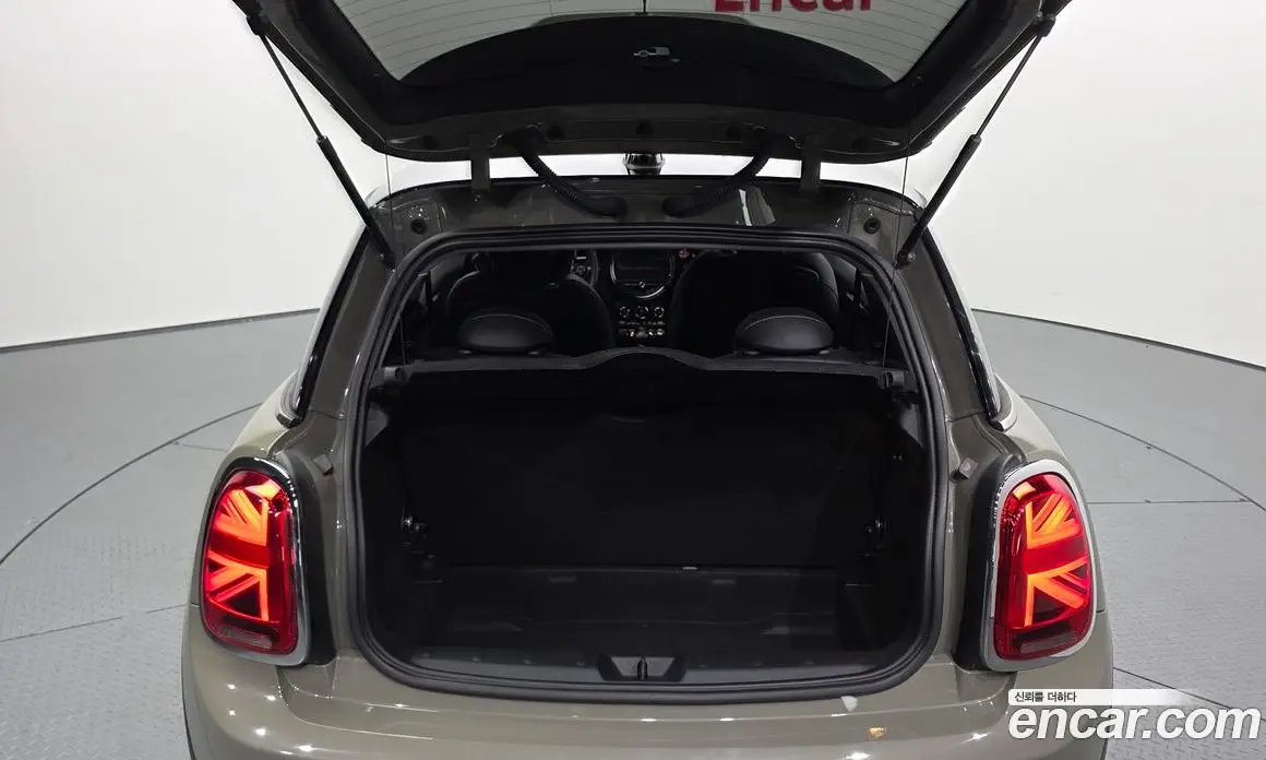 Mini Cooper 2019 1.5 автомат (гидро), фото 33
