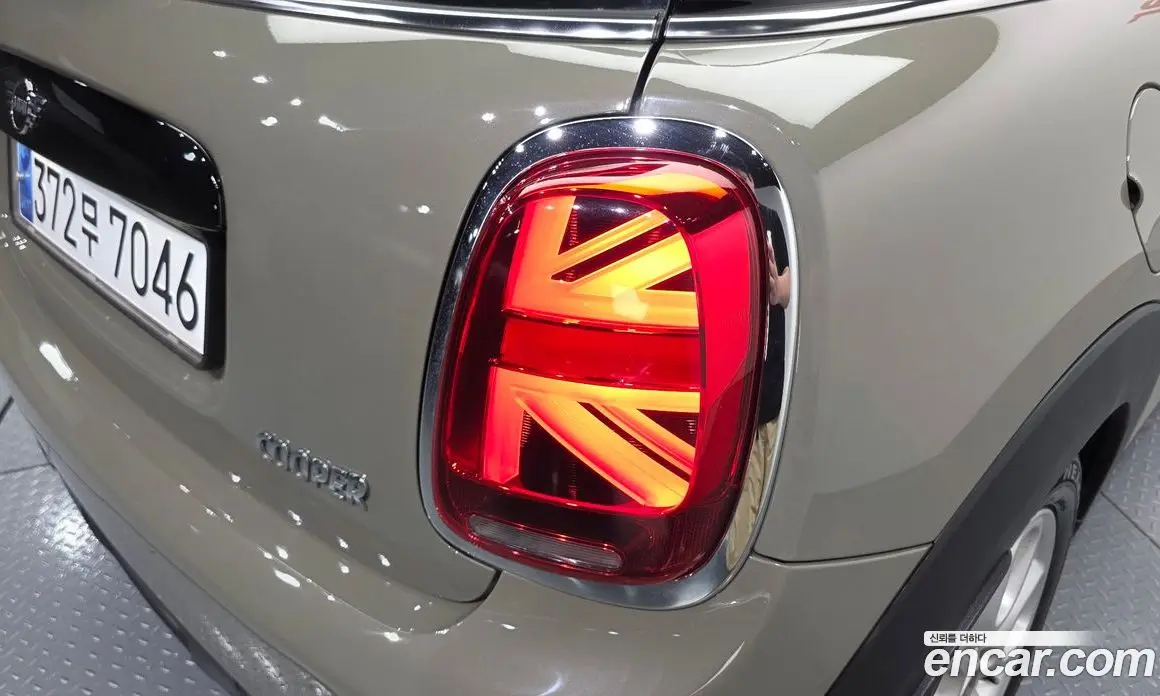 Mini Cooper 2019 1.5 автомат (гидро), фото 9