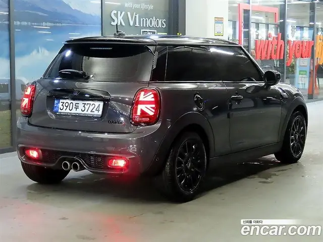 Mini Cooper 2020 2.0 автомат (гидро), миниатюра 4 Mini Cooper 2020 2.0 автомат (гидро), миниатюра 4