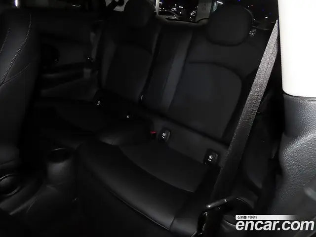 Mini Cooper 2020 2.0 автомат (гидро), миниатюра 7 Mini Cooper 2020 2.0 автомат (гидро), миниатюра 7