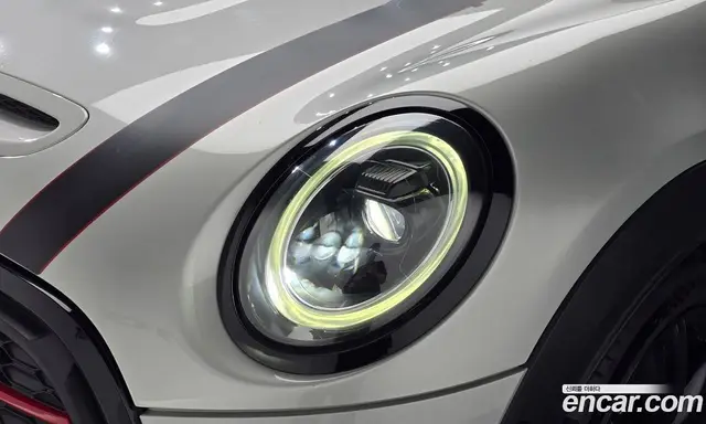 Mini Cooper 2021 2.0 автомат (гидро), миниатюра 7