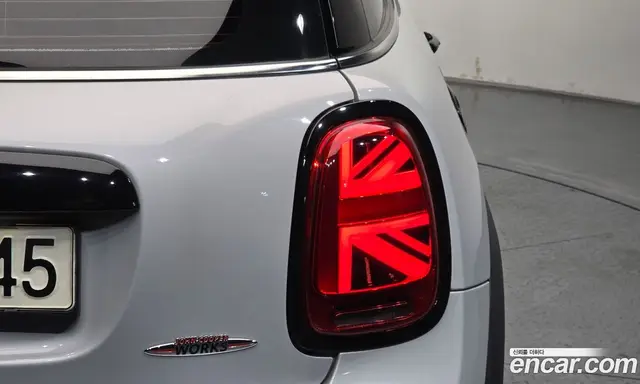 Mini Cooper 2021 2.0 автомат (гидро), миниатюра 8