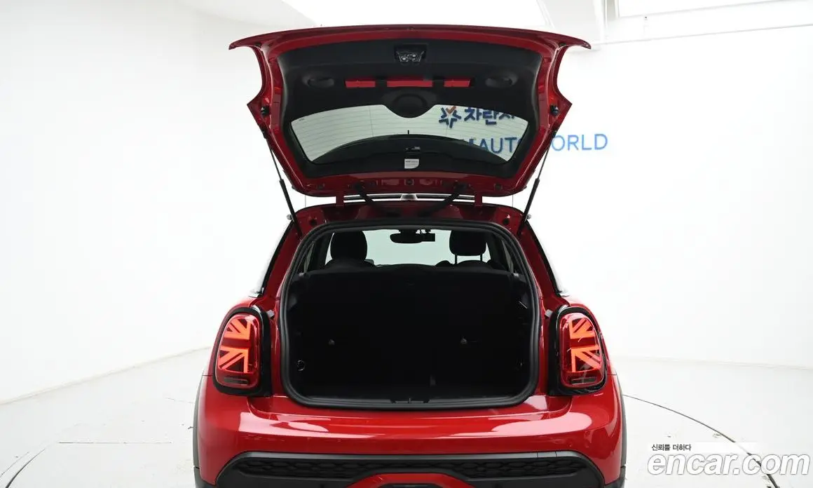 Mini Cooper 2022 2.0 автомат (гидро), фото 20 Mini Cooper 2022 2.0 автомат (гидро), фото 20