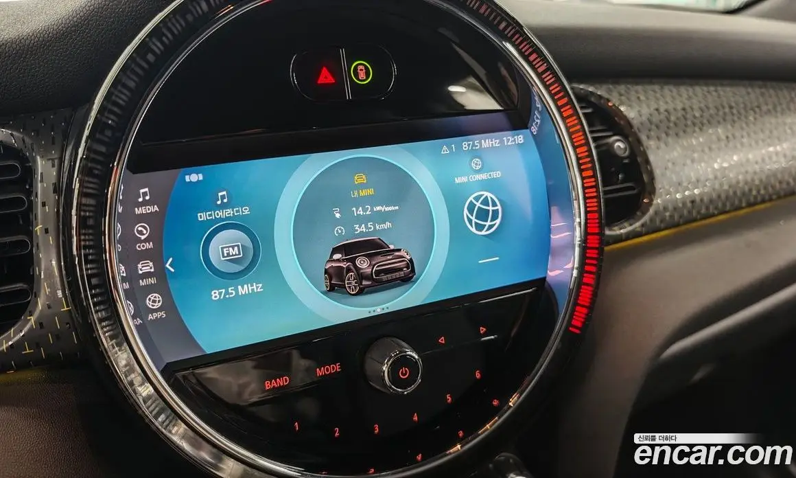 Mini Cooper 2023 автомат (гидро), фото 15