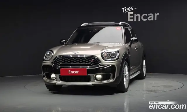 Mini Countryman 2018 2.0 автомат (гидро), миниатюра 3
