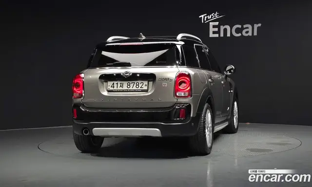 Mini Countryman 2018 2.0 автомат (гидро), миниатюра 4