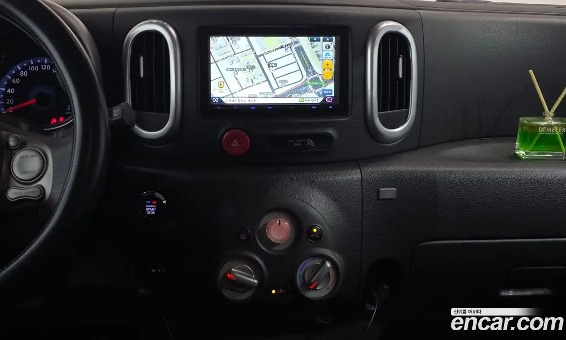 Nissan Cube 2011 1.8 автомат (гидро), фото 13