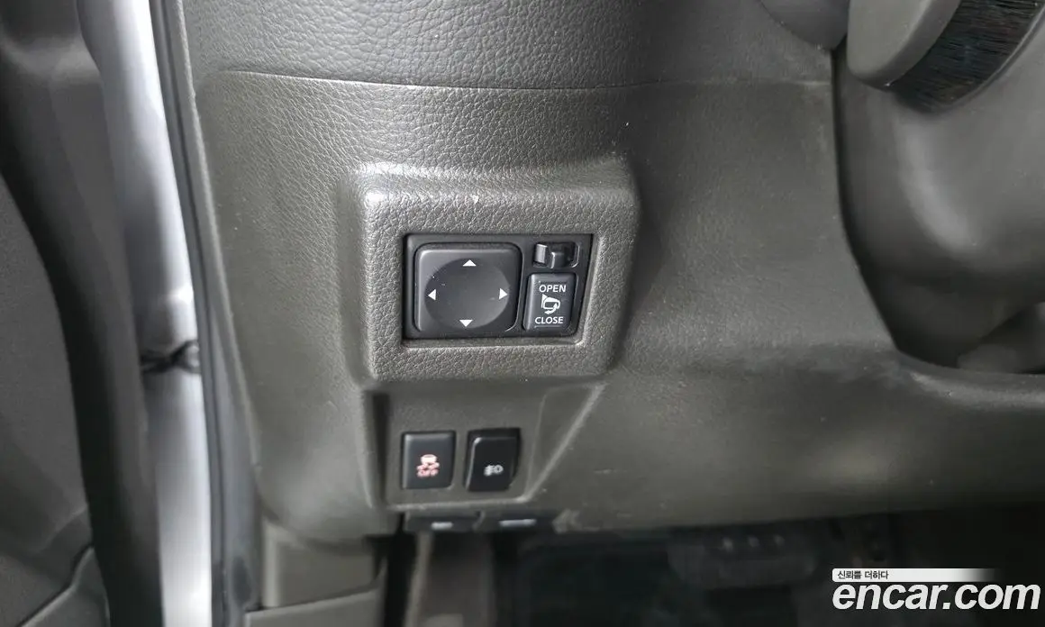 Nissan Cube 2011 1.8 автомат (гидро), фото 17