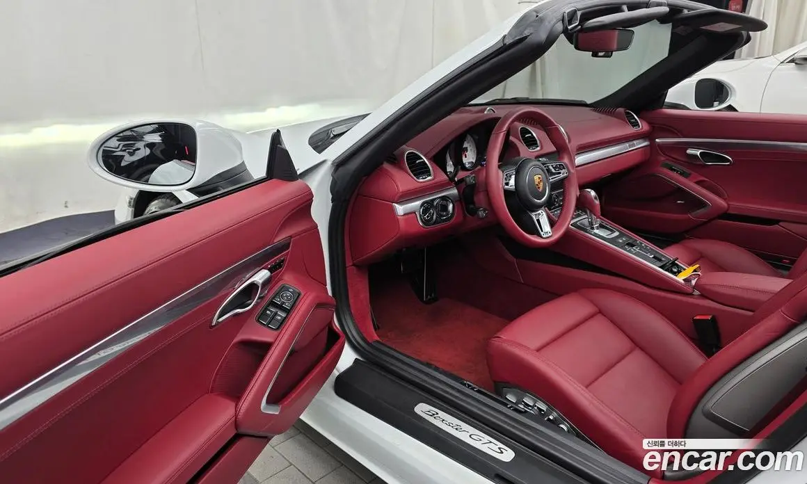 Porsche 718 2024 4.0 автомат (гидро), фото 13