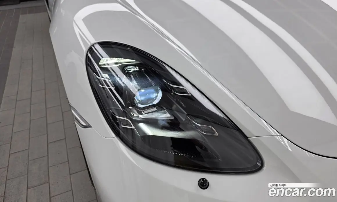 Porsche 718 2024 4.0 автомат (гидро), фото 8