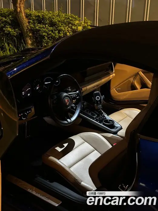 Porsche 911 2020 3.0 автомат (гидро), миниатюра 9