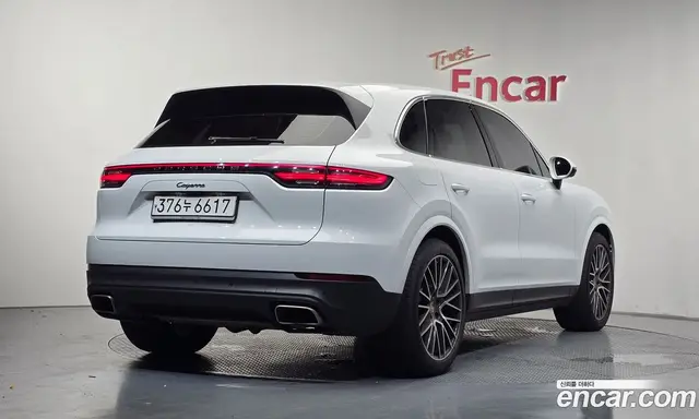 Porsche Cayenne 2021 3.0 автомат (гидро), миниатюра 2