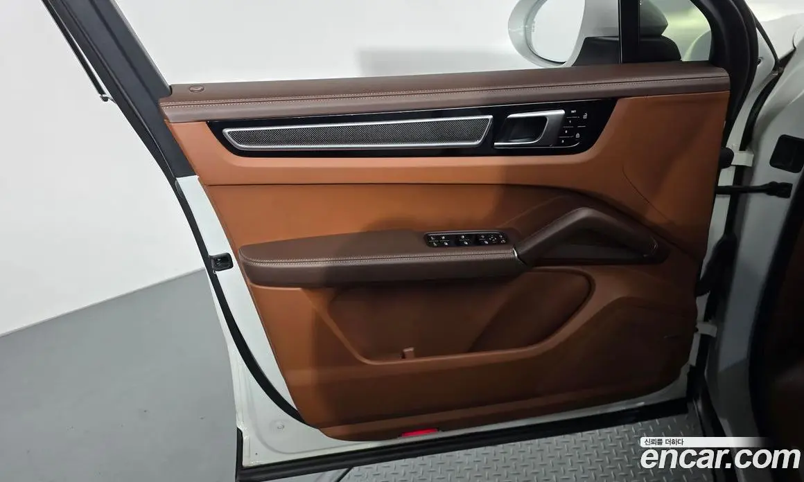 Porsche Cayenne 2021 3.0 автомат (гидро), фото 14