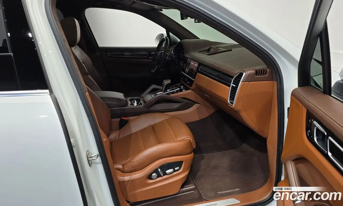 Porsche Cayenne 2021 3.0 автомат (гидро), фото 16