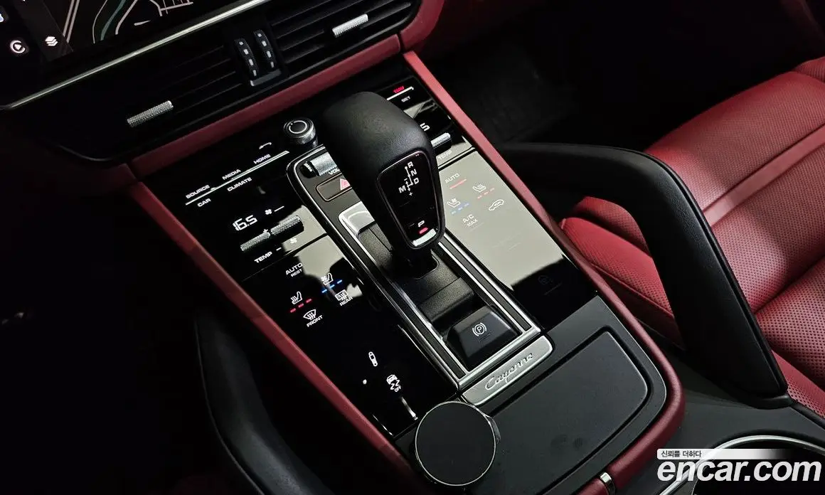 Porsche Cayenne 2023 3.0 автомат (гидро), фото 12