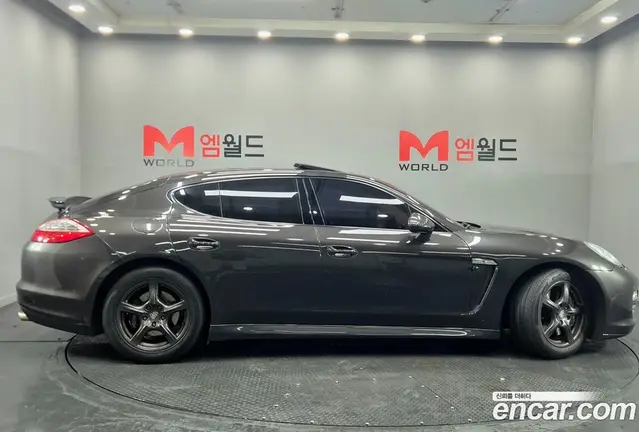 Porsche Panamera 2011 3.6 автомат (гидро), миниатюра 4 Porsche Panamera 2011 3.6 автомат (гидро), миниатюра 4