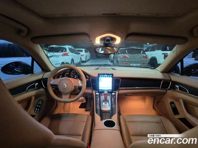 Porsche Panamera 2011 3.6 автомат (гидро), миниатюра 7 Porsche Panamera 2011 3.6 автомат (гидро), миниатюра 7