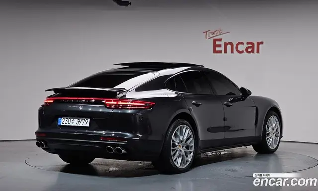 Porsche Panamera 2018 3.0 автомат (гидро), миниатюра 2