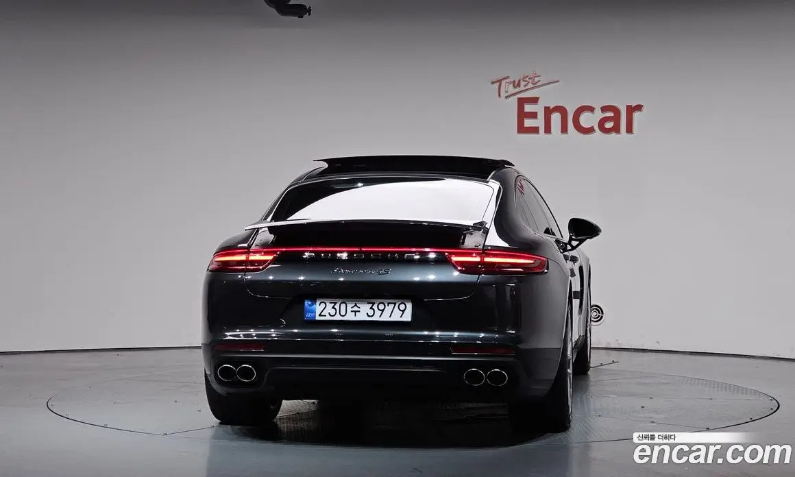 Porsche Panamera 2018 3.0 автомат (гидро), фото 4