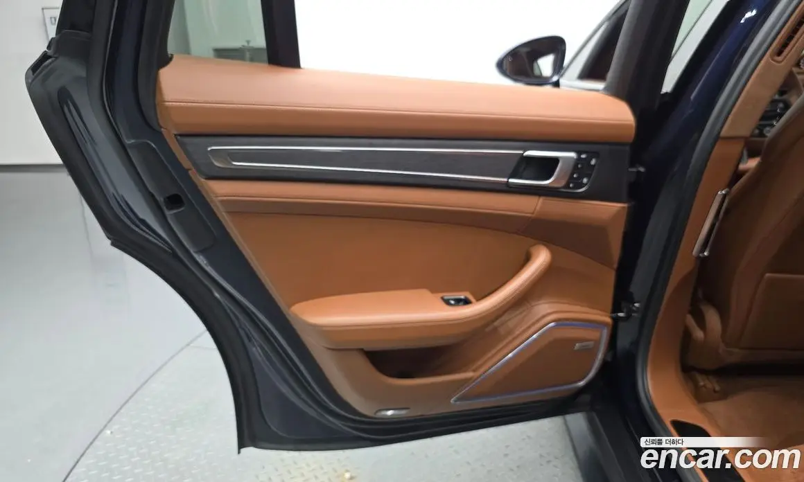 Porsche Panamera 2022 4.0 автомат (гидро), фото 14