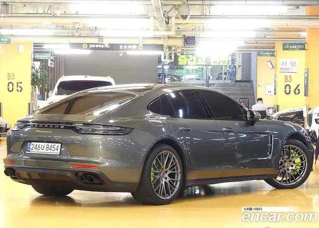 Porsche Panamera 2022 2.9 автомат (гидро), миниатюра 2