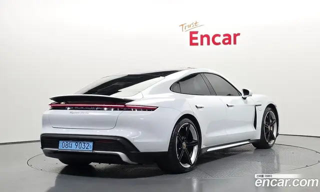 Porsche Taycan 2021 0.1 автомат (гидро), миниатюра 2