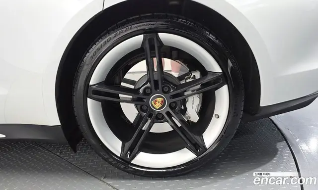Porsche Taycan 2021 0.1 автомат (гидро), миниатюра 5