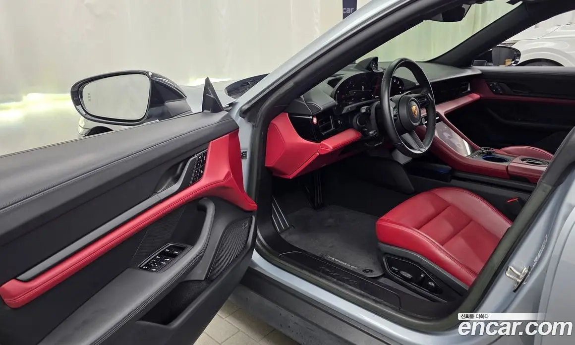 Porsche Taycan 2023 0.1 автомат (гидро), фото 13
