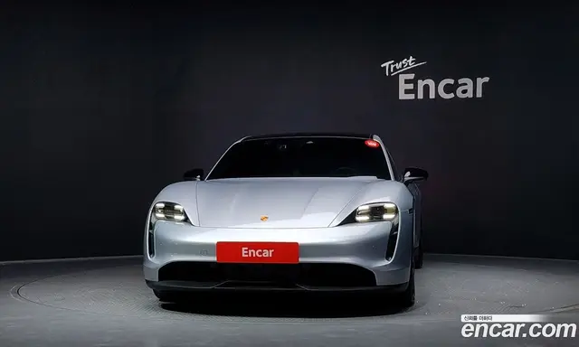 Porsche Taycan 2023 0.1 автомат (гидро), миниатюра 3