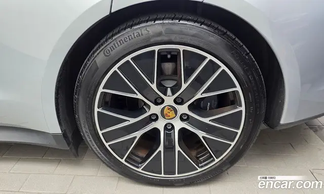 Porsche Taycan 2023 0.1 автомат (гидро), миниатюра 7