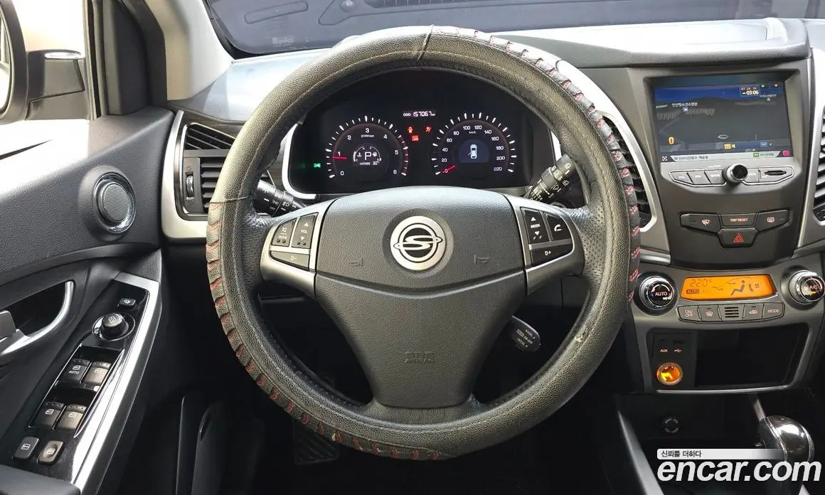 SsangYong Korando 2013 2.0 автомат (гидро), фото 13