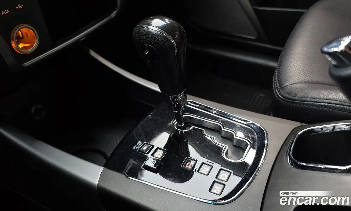 SsangYong Korando 2013 2.0 автомат (гидро), фото 9