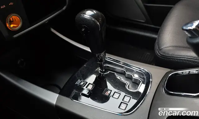 SsangYong Korando 2013 2.0 автомат (гидро), миниатюра 9