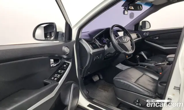 SsangYong Korando 2014 2.0 автомат (гидро), миниатюра 10