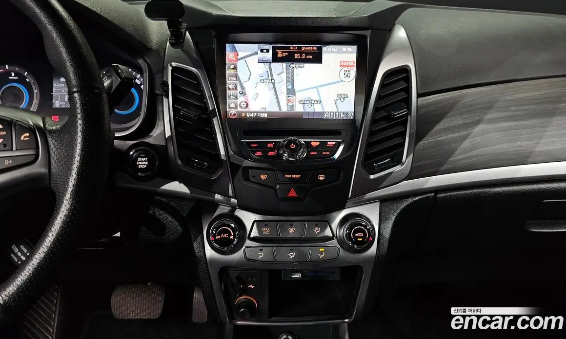 SsangYong Korando 2016 2.2 автомат (гидро), фото 14 SsangYong Korando 2016 2.2 автомат (гидро), фото 14