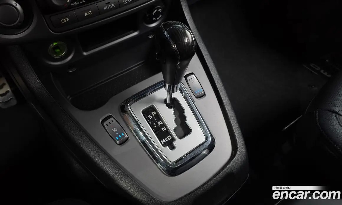 SsangYong Korando 2017 2.2 автомат (гидро), фото 12