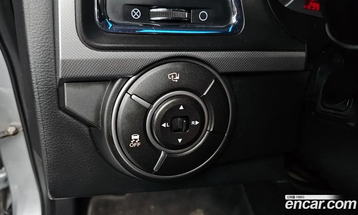 SsangYong Korando 2017 2.2 автомат (гидро), фото 13