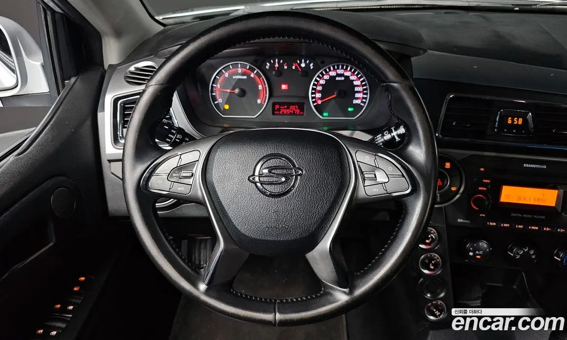 SsangYong Korando 2017 2.2 автомат (гидро), фото 16