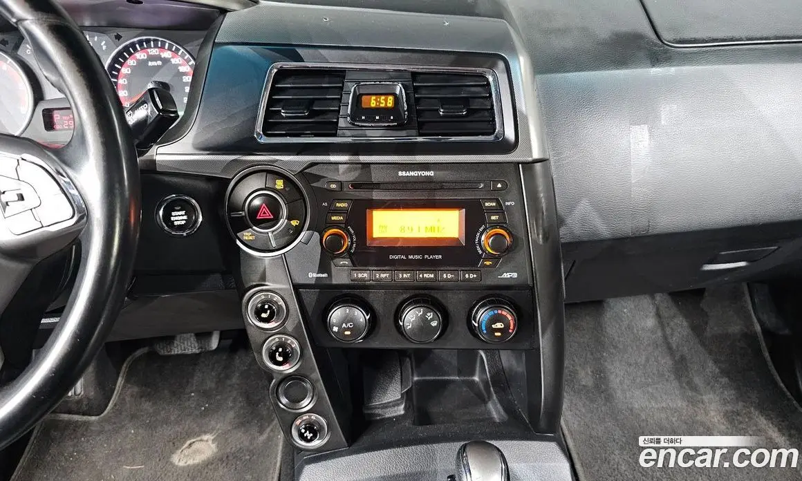 SsangYong Korando 2017 2.2 автомат (гидро), фото 17