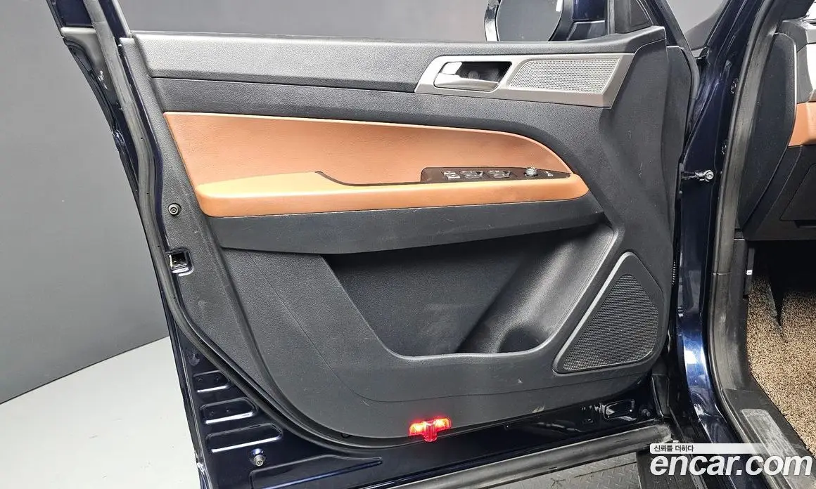 SsangYong Rexton 2019 2.2 автомат (гидро), фото 14