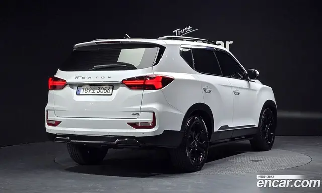 SsangYong Rexton 2022 2.2 автомат (гидро), миниатюра 1
