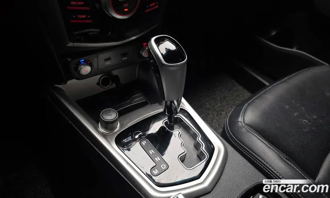 SsangYong TIBOLI 2015 1.6 автомат (гидро), фото 9