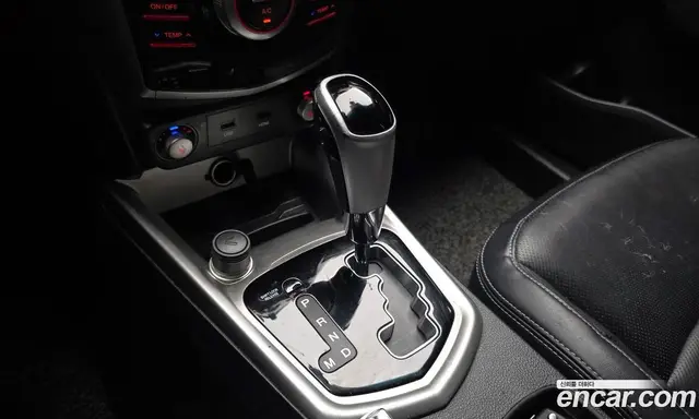 SsangYong TIBOLI 2015 1.6 автомат (гидро), миниатюра 9