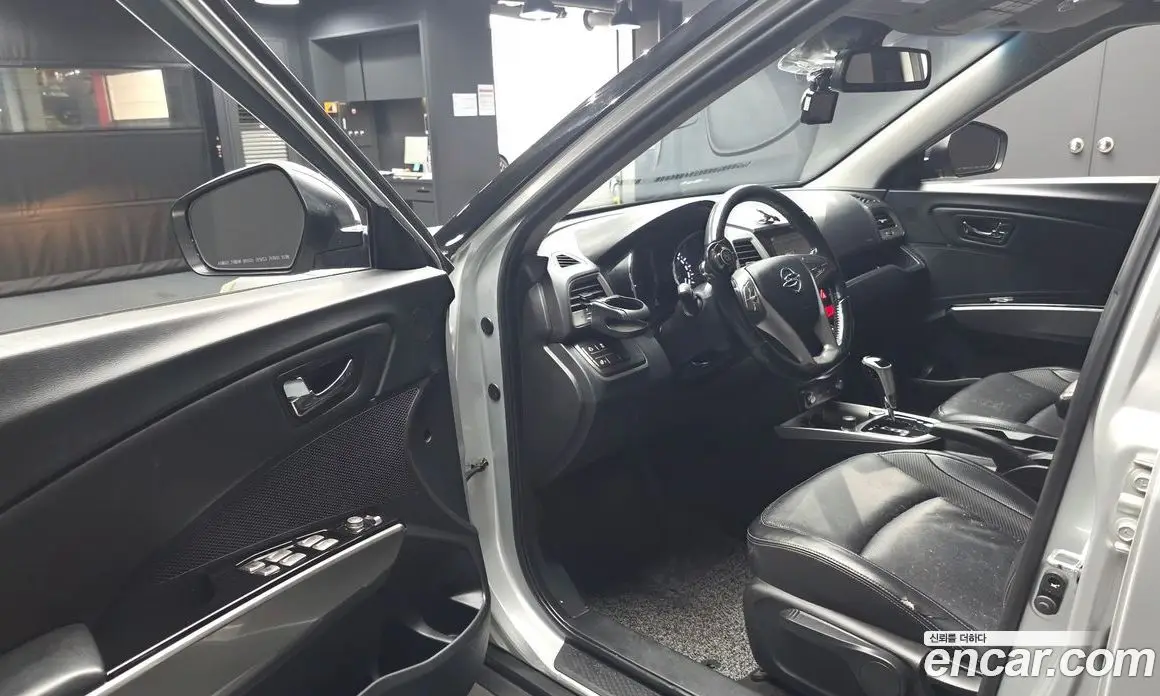 SsangYong TIBOLI 2015 1.6 автомат (гидро), фото 10